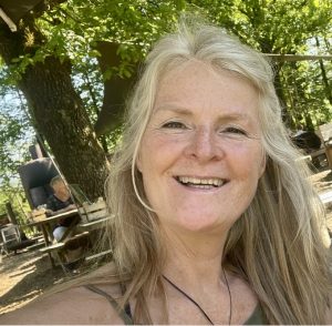 Bianca Dekker deelgenoot la nouvelle terre